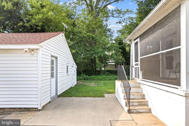 404--406 FULTON ST, Riverton, NJ 08077