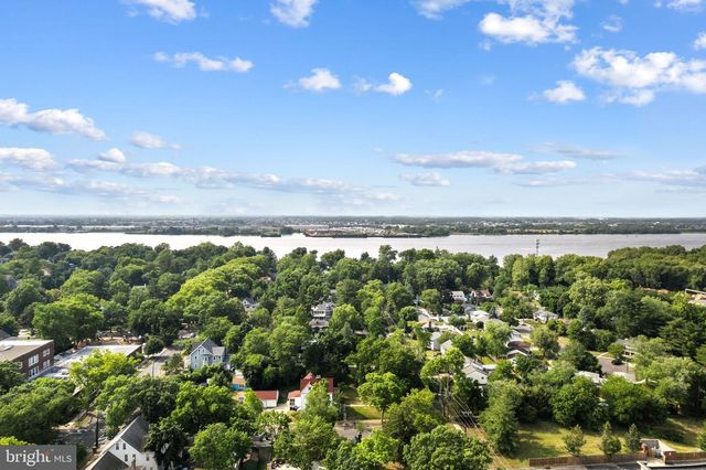 404--406 FULTON ST, Riverton, NJ 08077