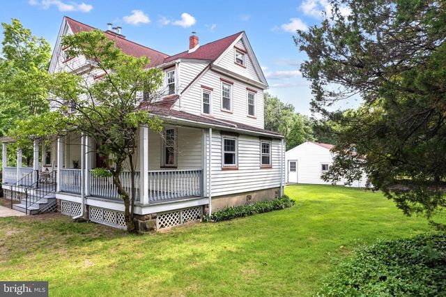 404--406 FULTON ST, Riverton, NJ 08077