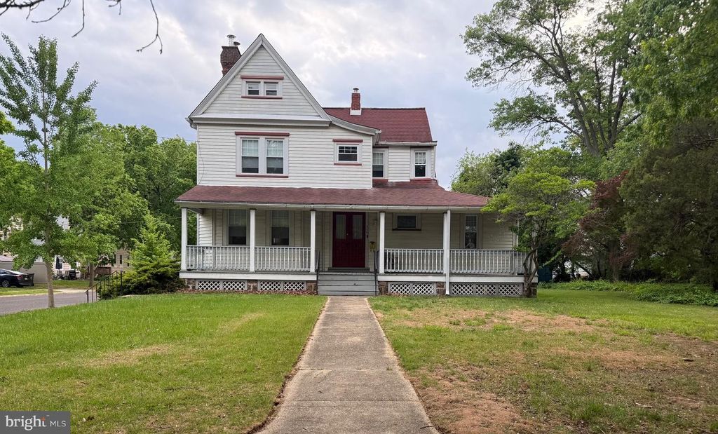 404--406 FULTON ST, Riverton, NJ 08077