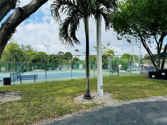 6970 SW 110th Pl, Miami, FL 33173