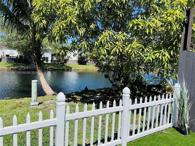 6970 SW 110th Pl, Miami, FL 33173