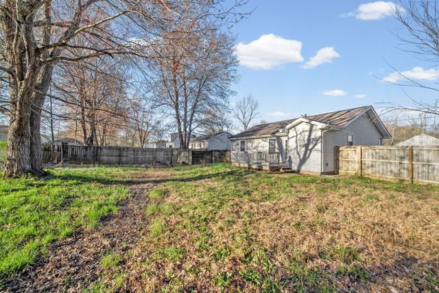 563 Bridgette Dr, Clarksville, TN 37042