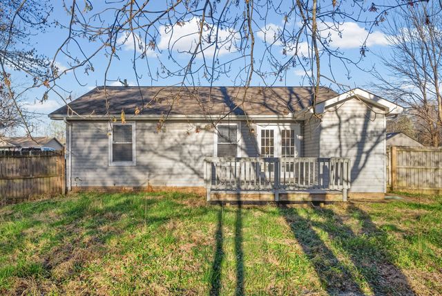 563 Bridgette Dr, Clarksville, TN 37042