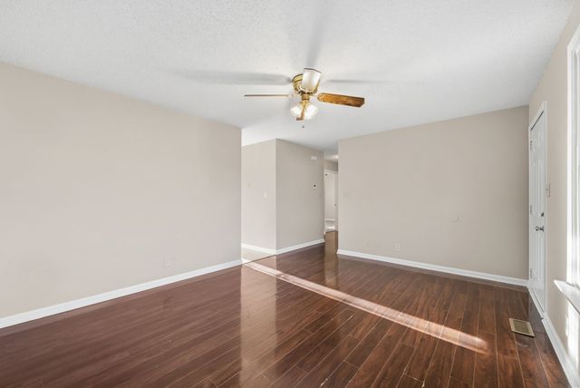 563 Bridgette Dr, Clarksville, TN 37042