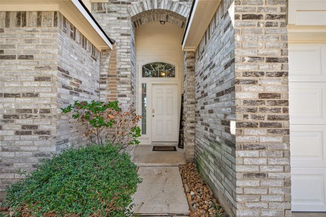 23607 Maple View Drive, Spring, TX 77373