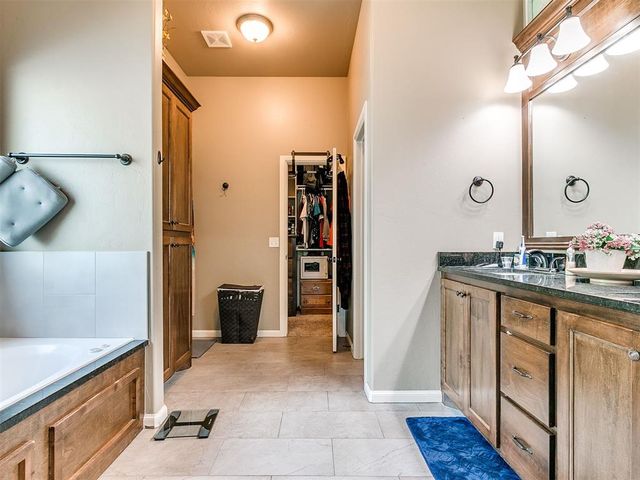 16101 SE 82nd Street, Choctaw, OK 73020