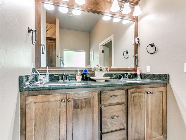 16101 SE 82nd Street, Choctaw, OK 73020
