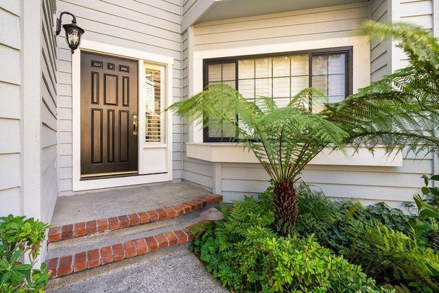 207 Kingswood Ct, Danville, CA 94506