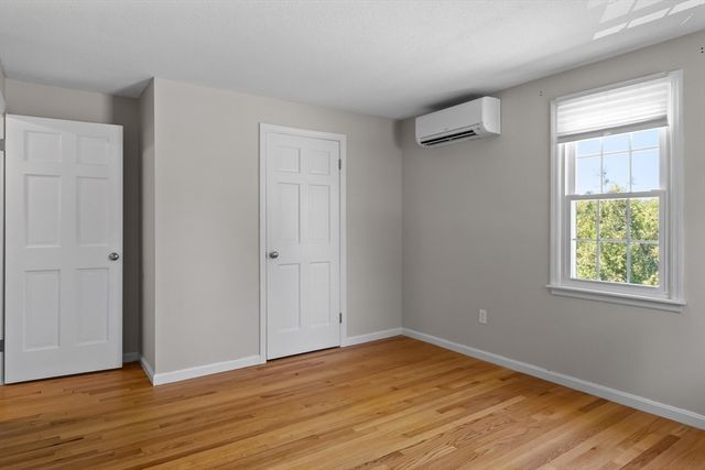 40 Stowe Rd, Grafton, MA 01519