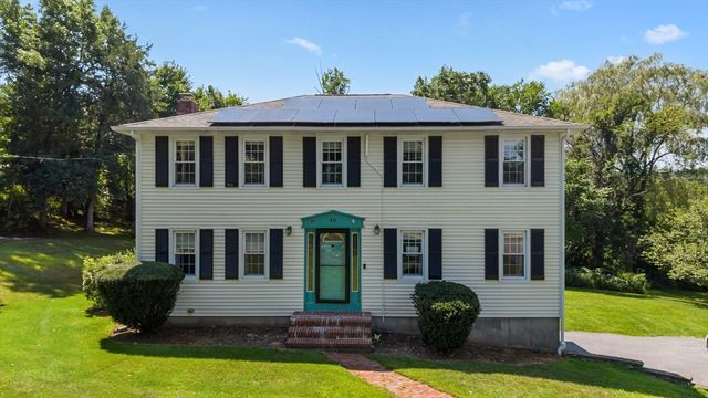 40 Stowe Rd, Grafton, MA 01519