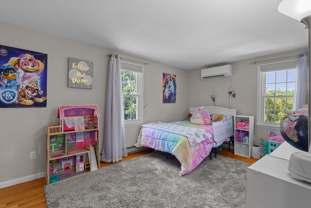 40 Stowe Rd, Grafton, MA 01519