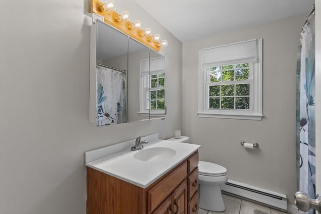 40 Stowe Rd, Grafton, MA 01519