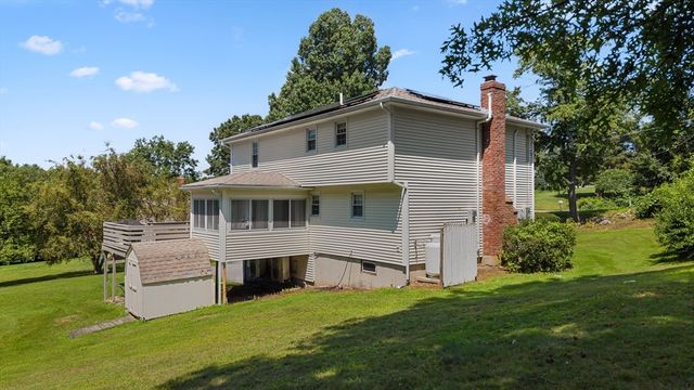 40 Stowe Rd, Grafton, MA 01519