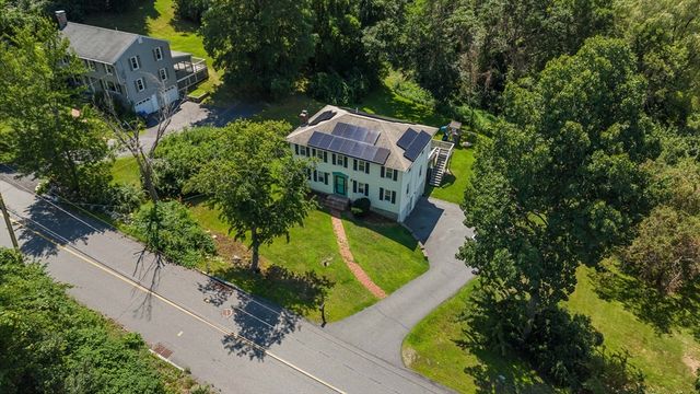 40 Stowe Rd, Grafton, MA 01519