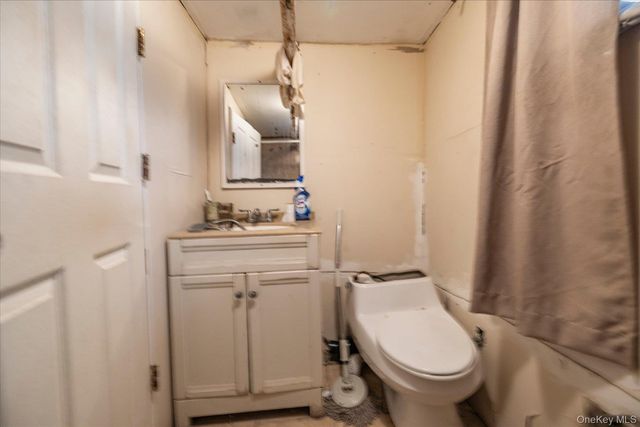 104-49 124th Street, Richmond Hill S., NY 11419