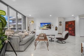 3500 Mystic Pointe Dr 604, Aventura, FL 33180