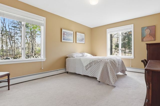 18 Brian Rd, Chelmsford, MA 01824