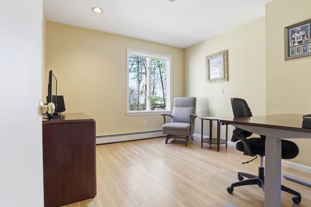 18 Brian Rd, Chelmsford, MA 01824