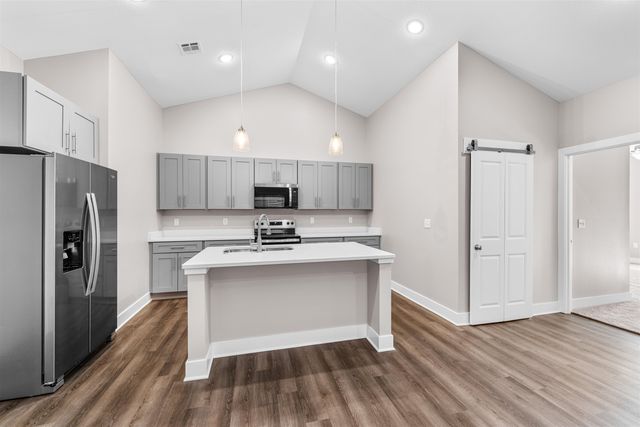 2728 Amelia Ln., Salina, KS 67401