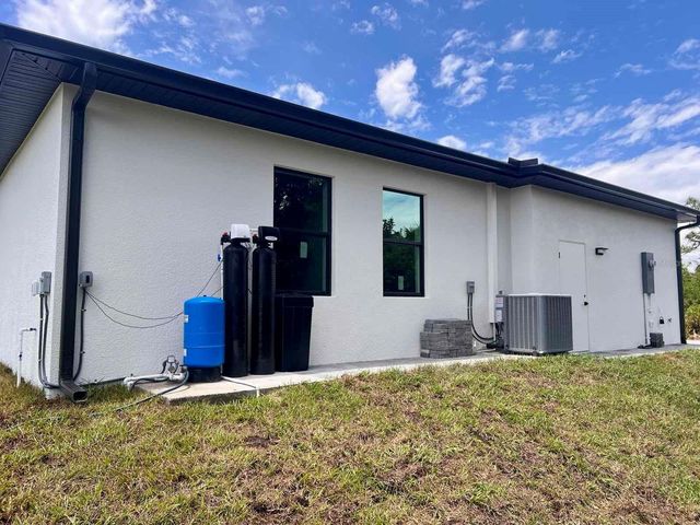 9245 BOCA GRANDE AVENUE, Englewood, FL 34224