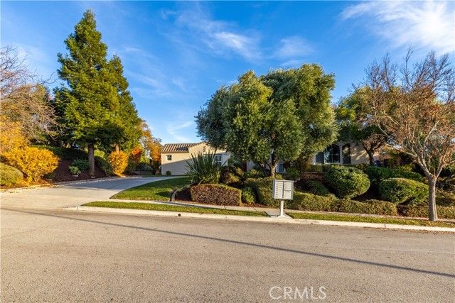 843 Hacienda Circle, Paso Robles, CA 93446