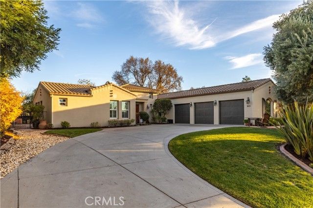 843 Hacienda Circle, Paso Robles, CA 93446