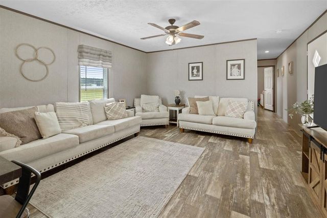 411 Amanda Dr Drive, Reeves, LA 70658