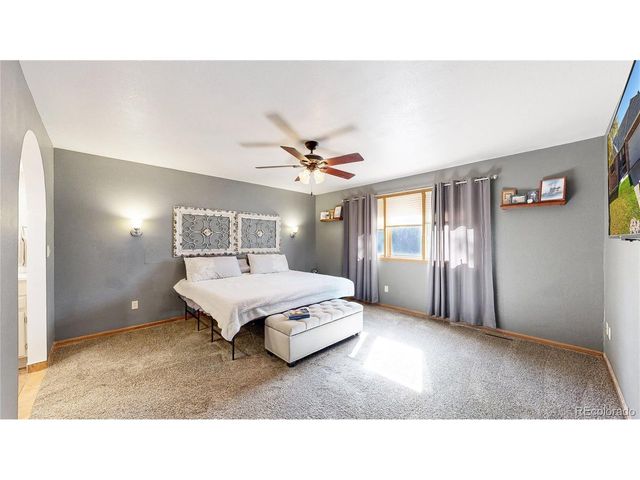 1184 Merion Pl, Broomfield, CO 80020