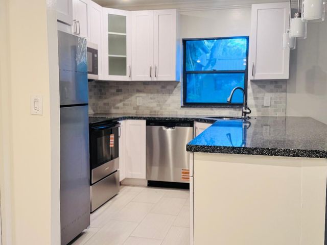 8901 N New River Canal Road 17w, Plantation, FL 33324