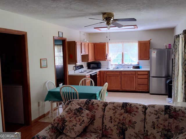 2134 Bobby Brown Park Rd, Elberton, GA 30635