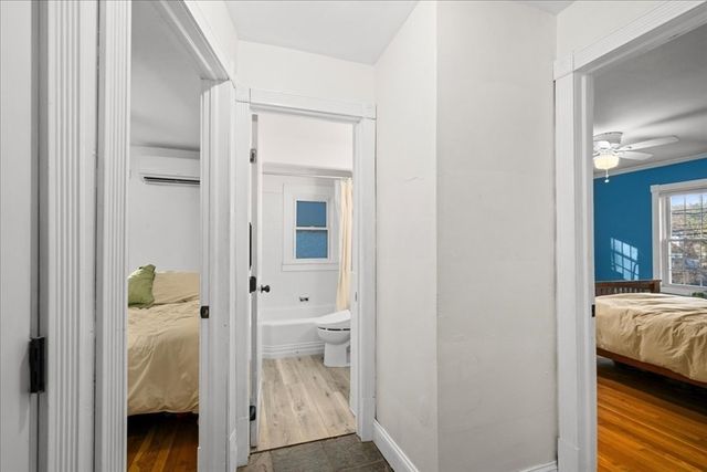 38 Glendale St, Worcester, MA 01602