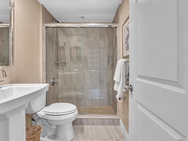 3300 NE 36TH Street 312A, Fort Lauderdale, FL 33308