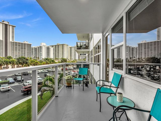 3300 NE 36TH Street 312A, Fort Lauderdale, FL 33308