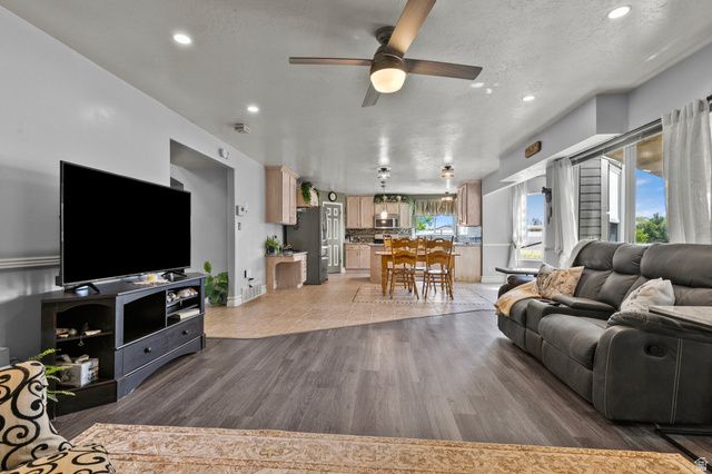 4171 W 4450 S, West Haven, UT 84401