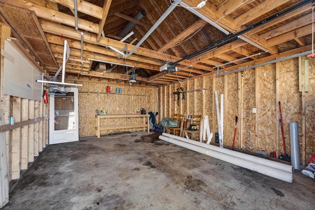 7621 40th AVENUE, Kenosha, WI 53142