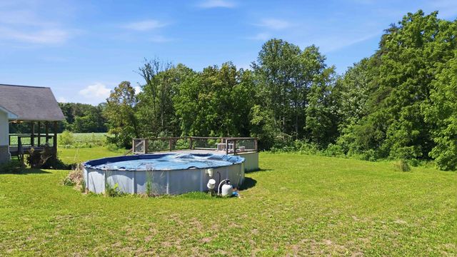 220 Davis Lane, Russell Springs, KY 42642