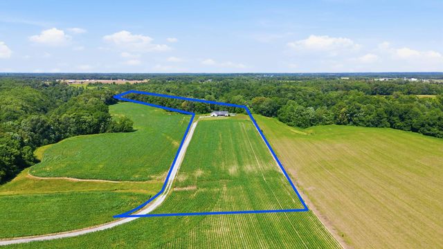 220 Davis Lane, Russell Springs, KY 42642