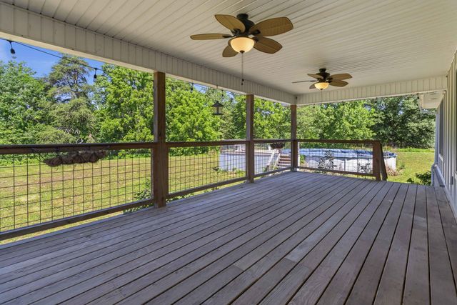 220 Davis Lane, Russell Springs, KY 42642