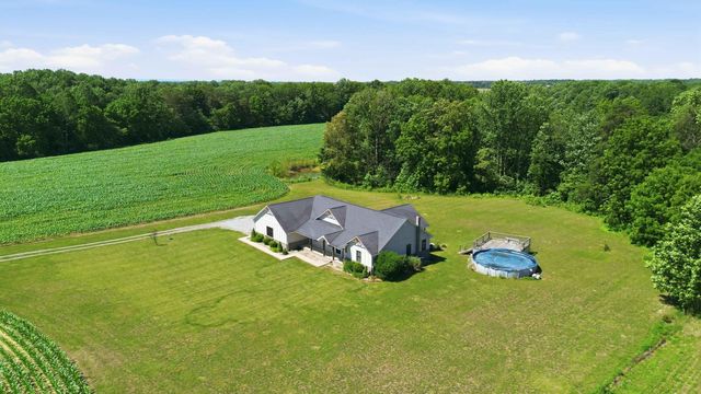 220 Davis Lane, Russell Springs, KY 42642