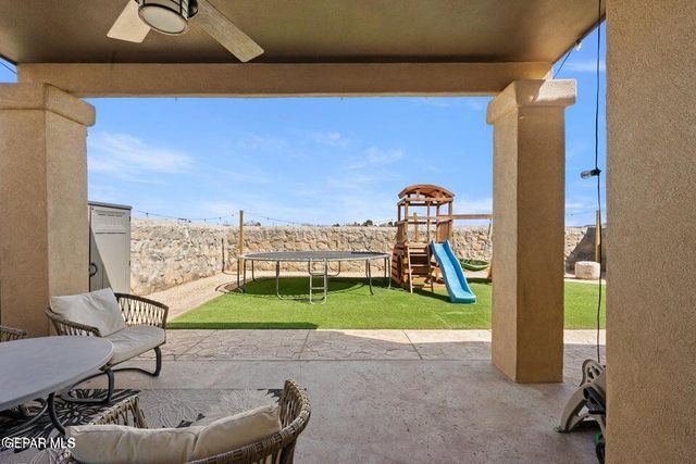 337 FRAY OLGUIN Court, Socorro, TX 79927