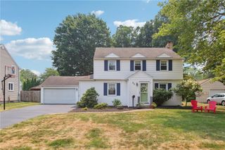 89 Pinecrest Drive, Irondequoit, NY 14617