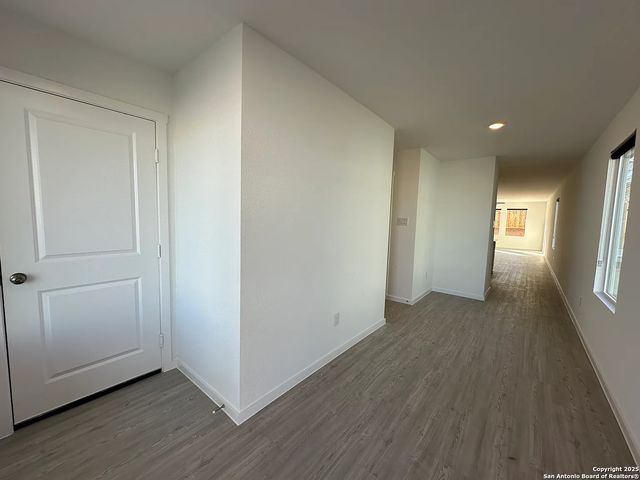 5211 Whirling Way, San Antonio, TX 78253