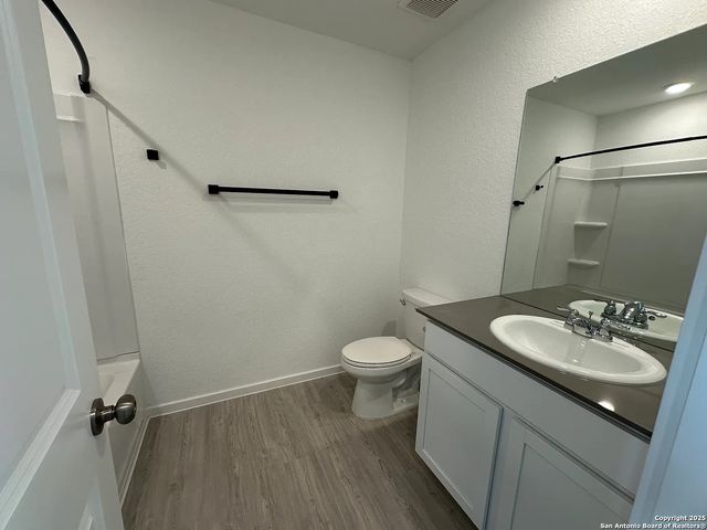 5211 Whirling Way, San Antonio, TX 78253