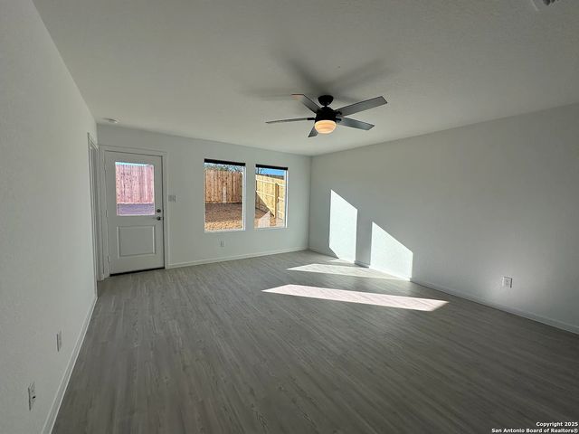 5211 Whirling Way, San Antonio, TX 78253
