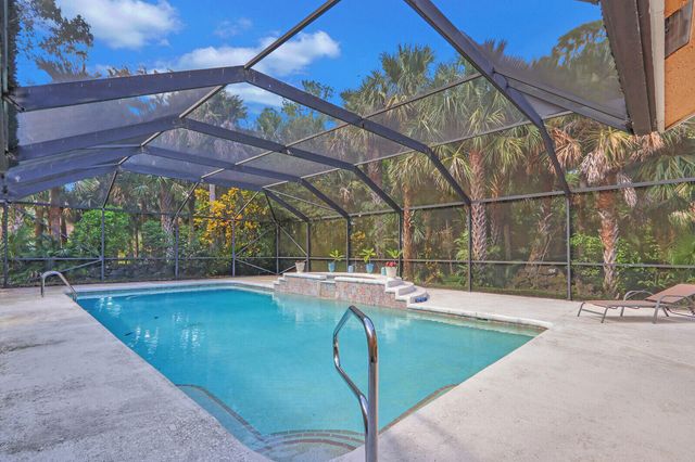 8349 150th Court N, Palm Beach Gardens, FL 33418