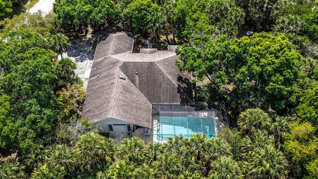 8349 150th Court N, Palm Beach Gardens, FL 33418