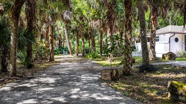 8349 150th Court N, Palm Beach Gardens, FL 33418