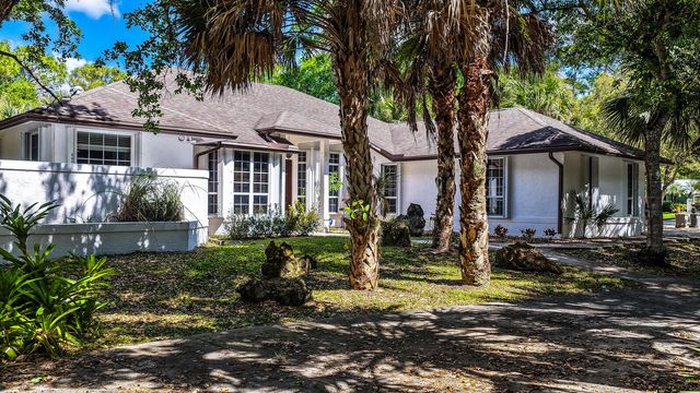 8349 150th Court N, Palm Beach Gardens, FL 33418