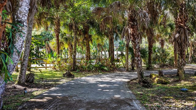 8349 150th Court N, Palm Beach Gardens, FL 33418